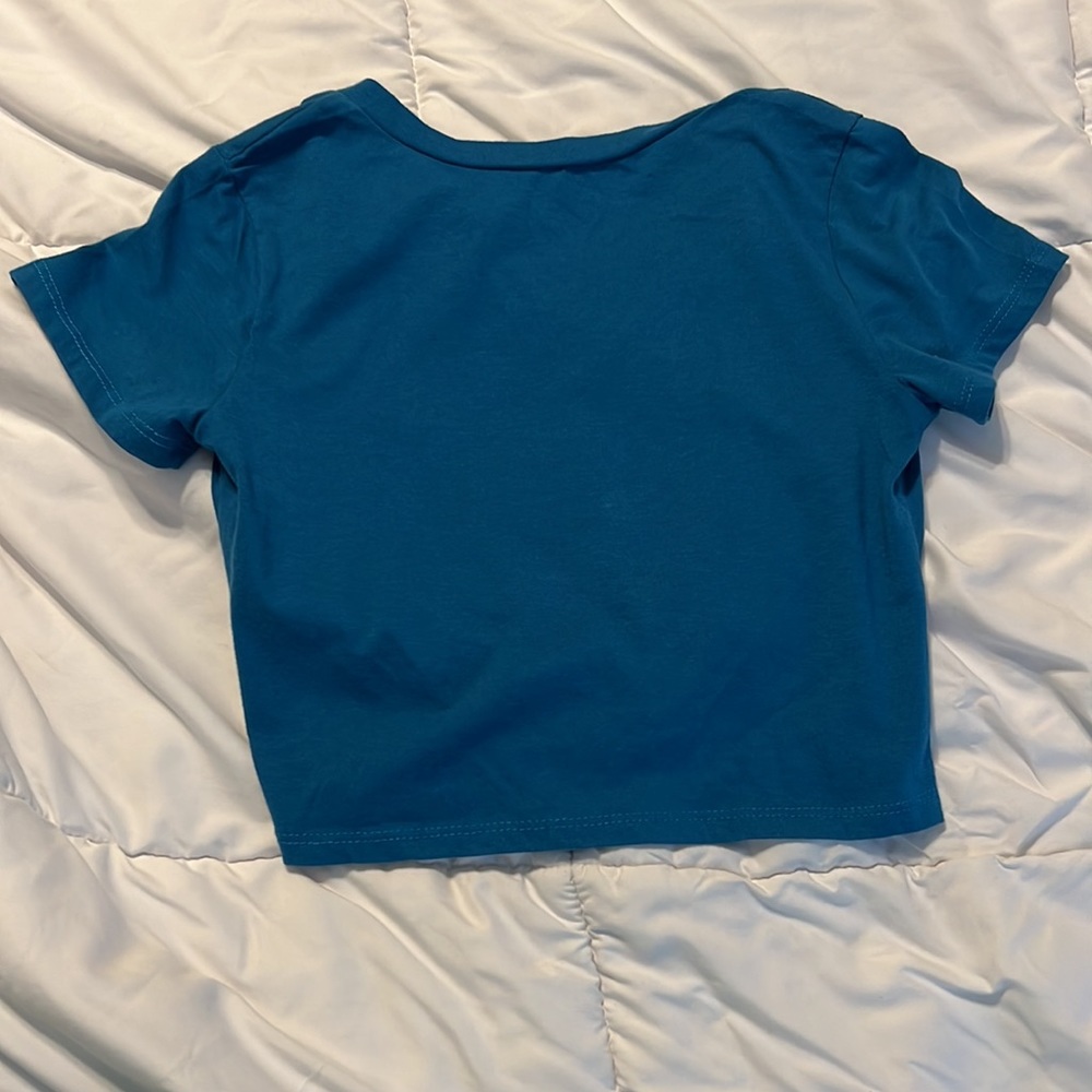 Crop top - Picture 2 of 2